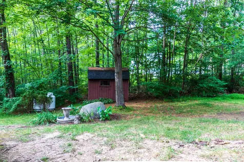 27 Crestview Terrace Stratham NH 03885
