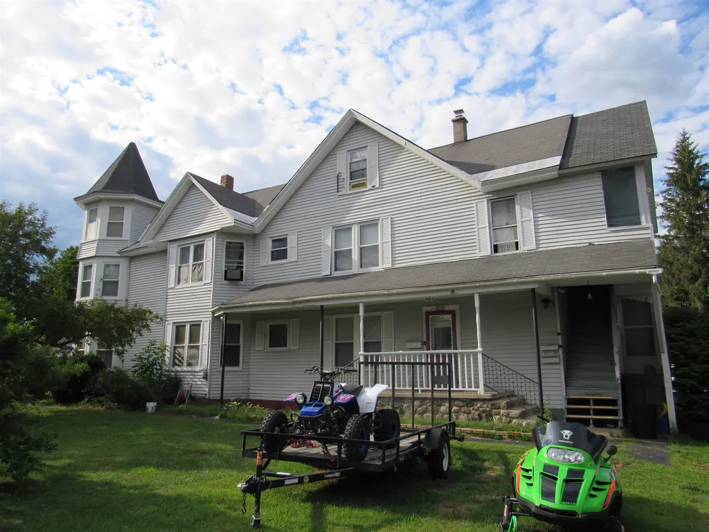20 Androscoggin Street Gorham NH 03581
