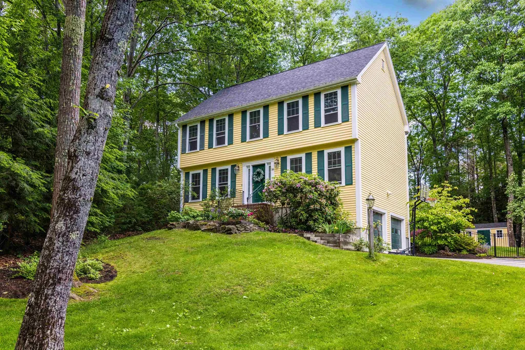 16 Quail Drive Dover NH 03820
