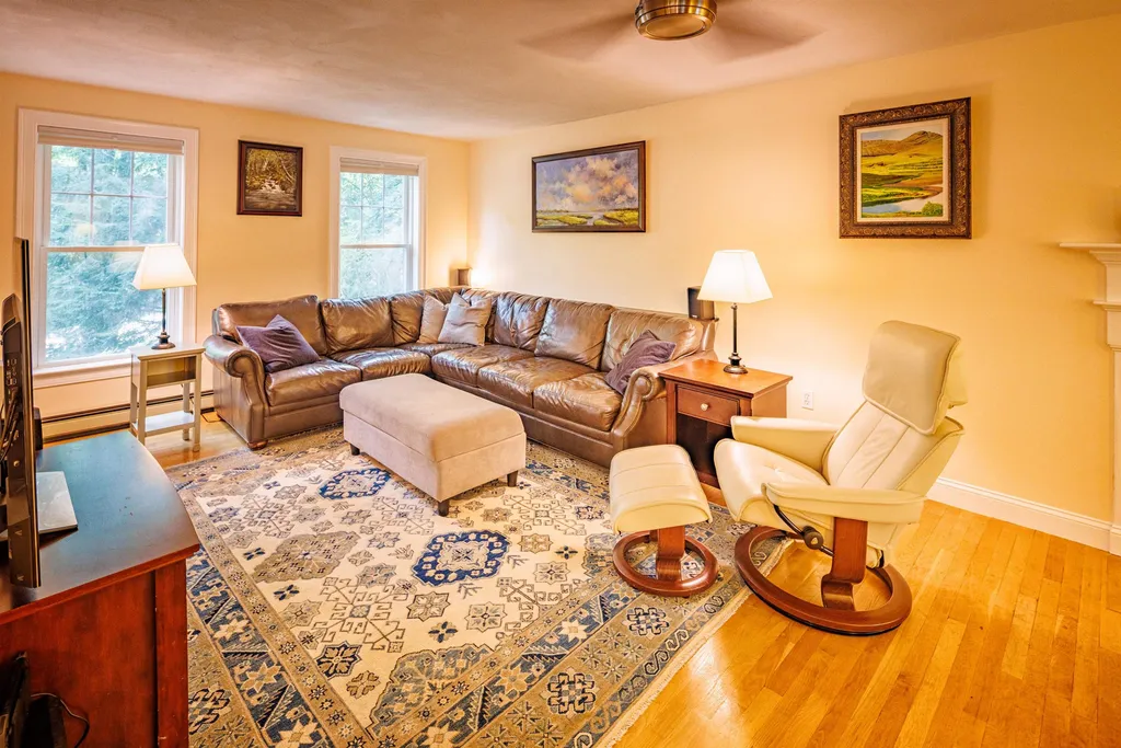 16 Quail Drive Dover NH 03820