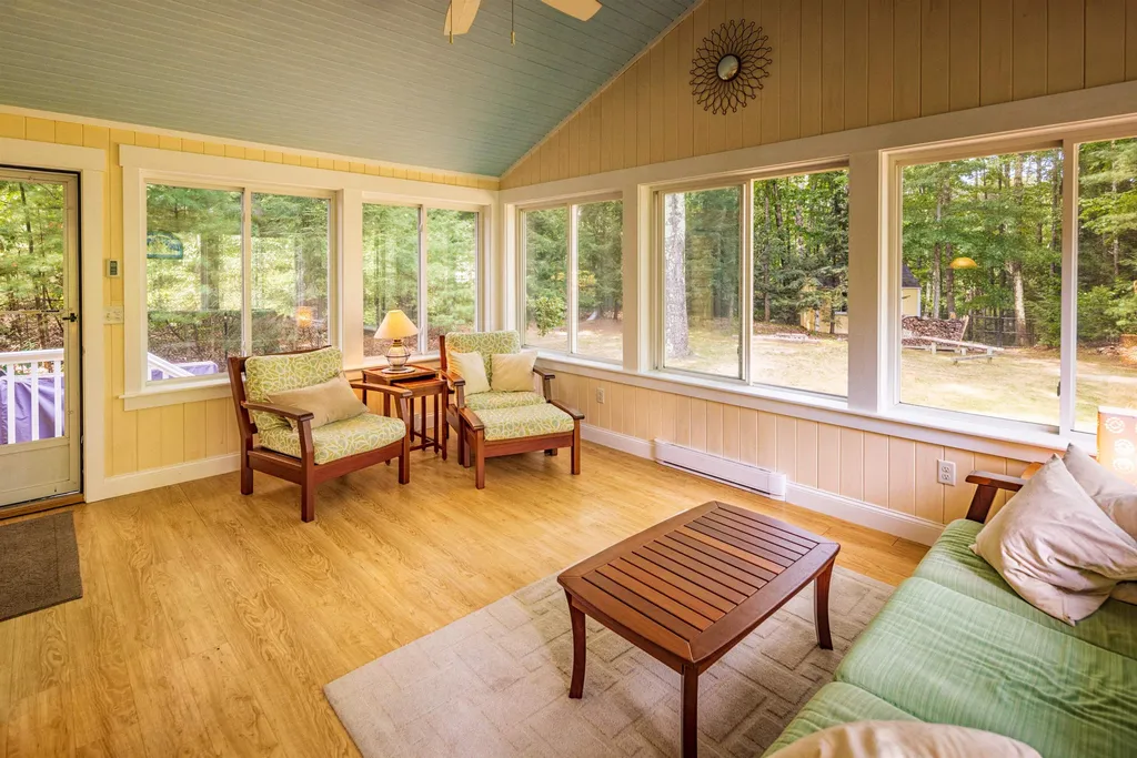 16 Quail Drive Dover NH 03820