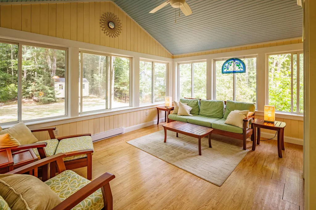 16 Quail Drive Dover NH 03820