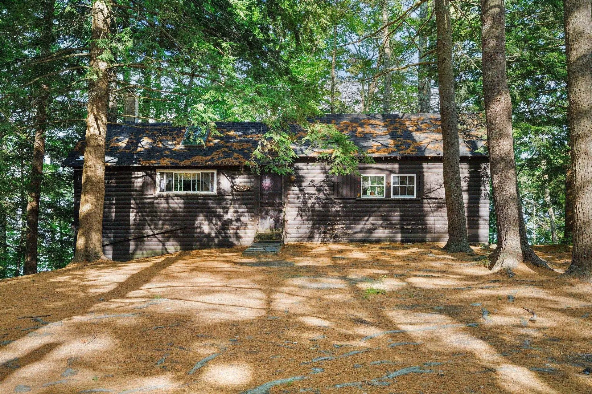 251 & 251a North Road Deerfield NH 03037