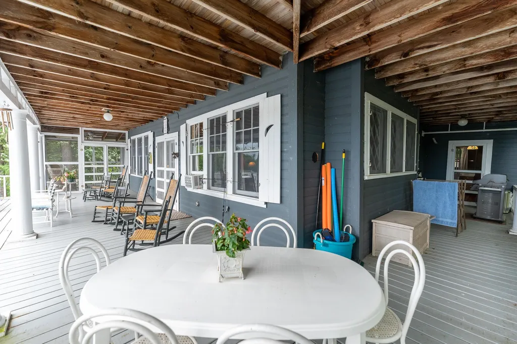 38 Island View Road Wolfeboro NH 03894