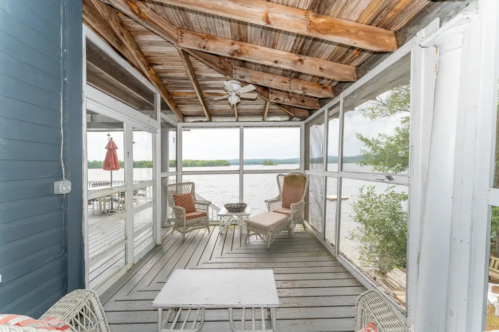 38 Island View Road Wolfeboro NH 03894