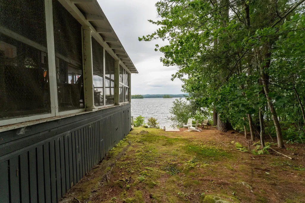 38 Island View Road Wolfeboro NH 03894