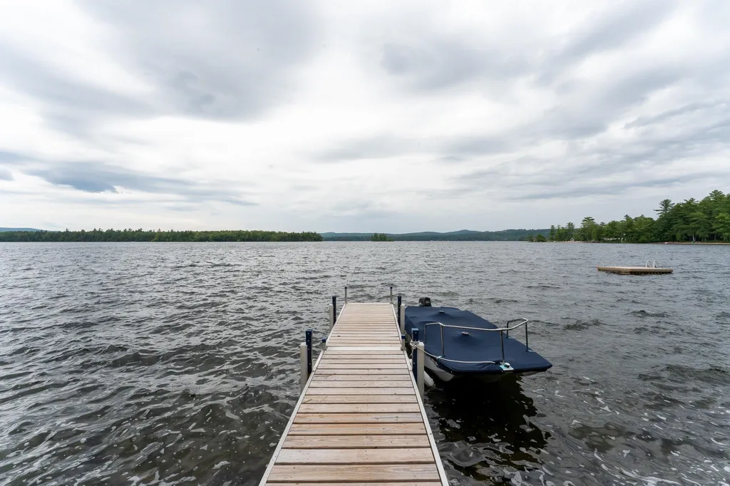 38 Island View Road Wolfeboro NH 03894