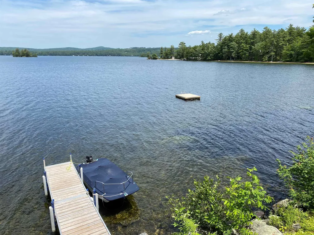 38 Island View Road Wolfeboro NH 03894