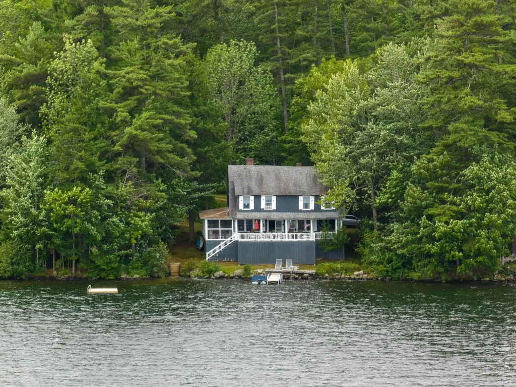 38 Island View Road Wolfeboro NH 03894