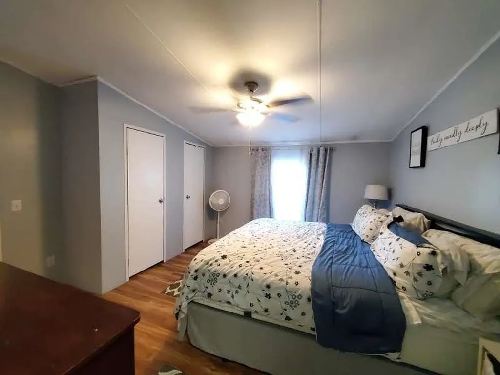 21 Shaker Boulevard Enfield NH 03748