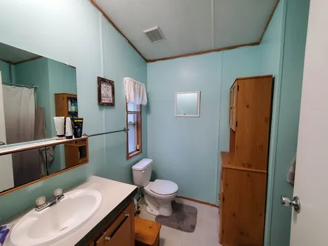 21 Shaker Boulevard Enfield NH 03748