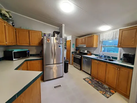 21 Shaker Boulevard Enfield NH 03748