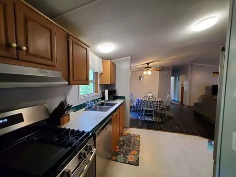 21 Shaker Boulevard Enfield NH 03748