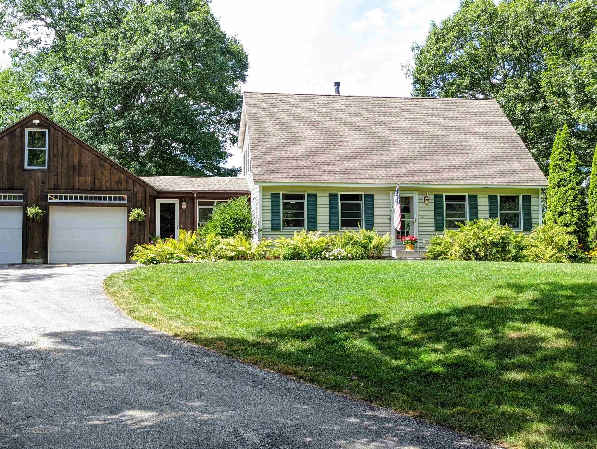 757 Forest Road Lyndeborough NH 03082