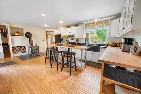66 Atkins Lane Hardwick VT 05843