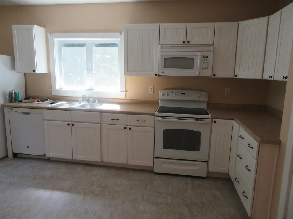 229 Elm Street Laconia NH 03246