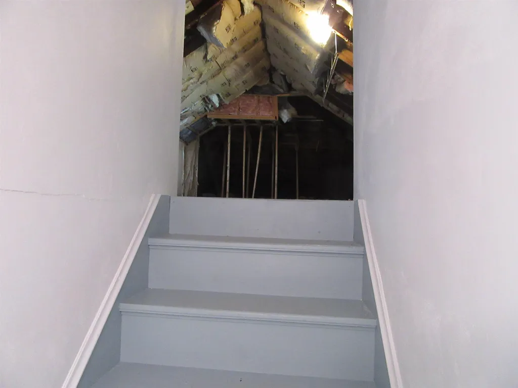229 Elm Street Laconia NH 03246