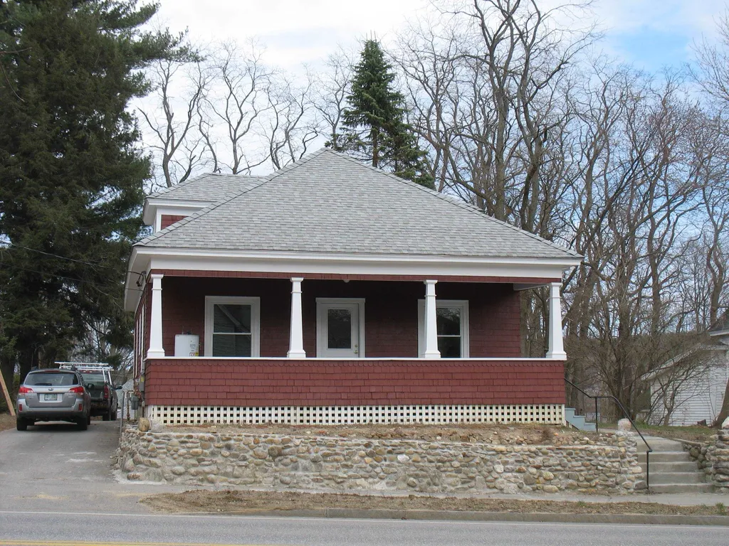 229 Elm Street Laconia NH 03246
