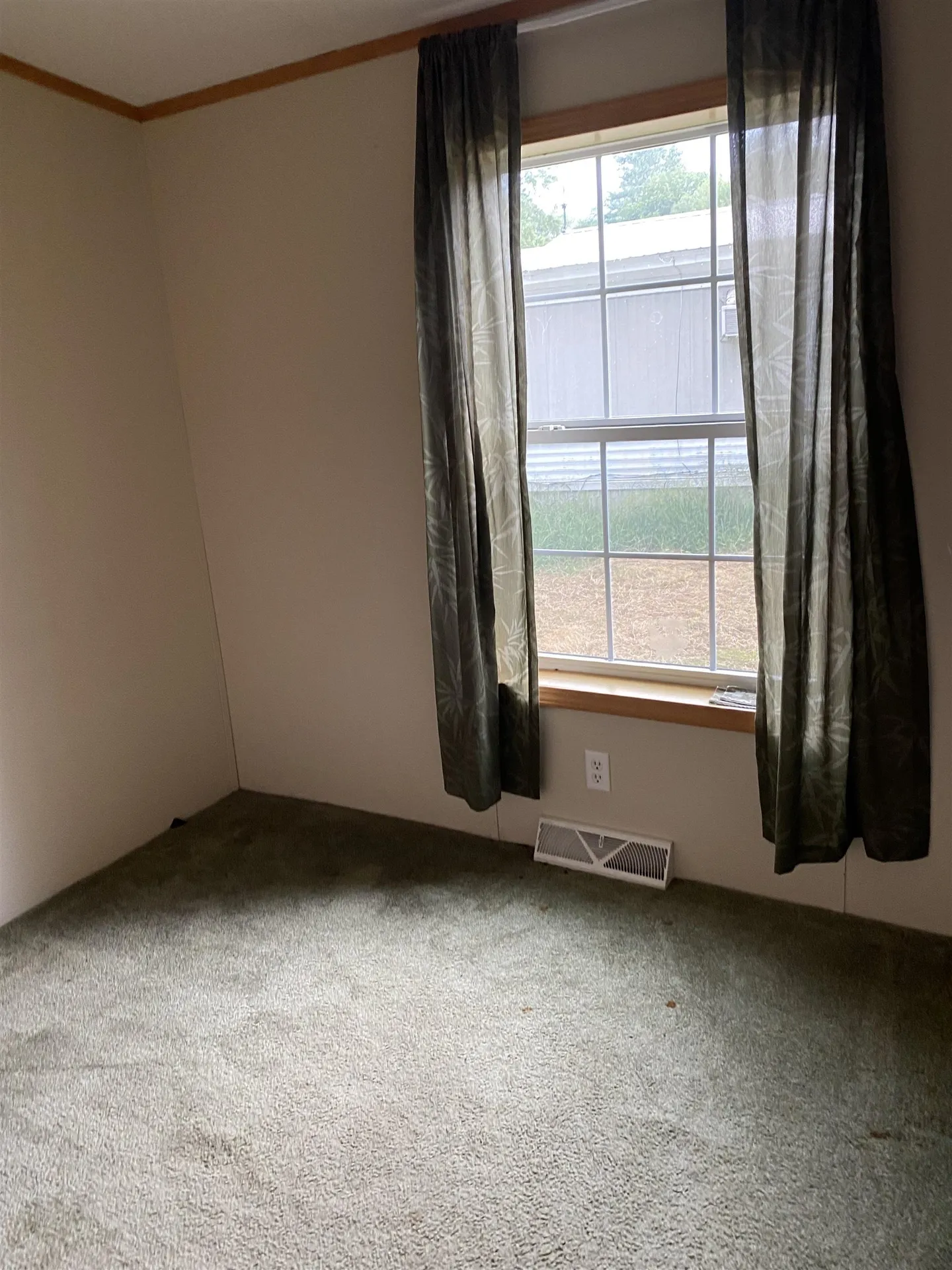 79 Spring Circle Hartford VT 05001