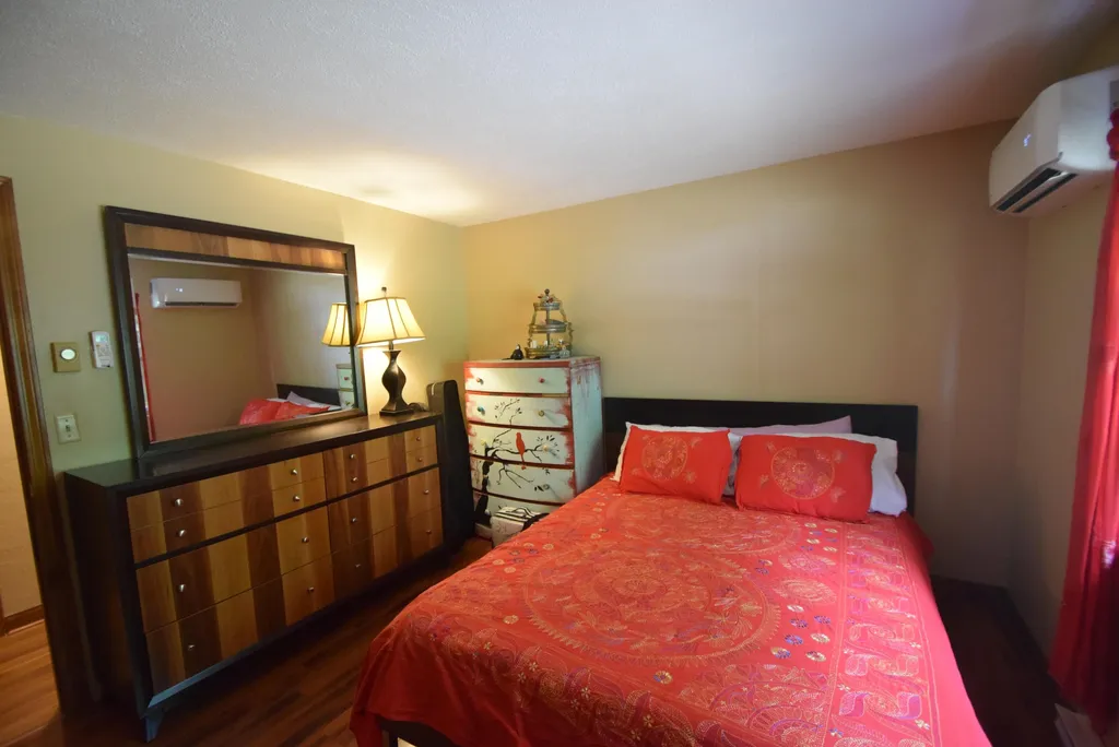 27 Maxwell Drive Derry NH 03038