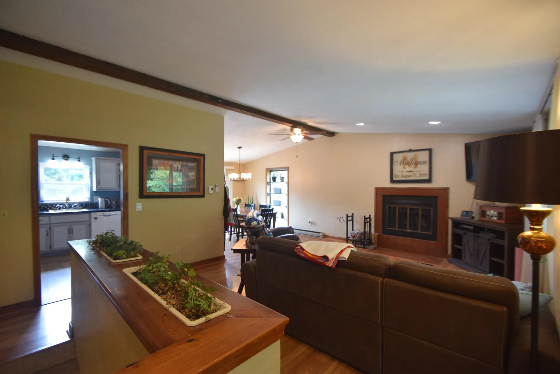 27 Maxwell Drive Derry NH 03038