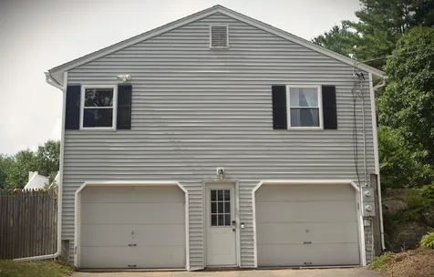27 Maxwell Drive Derry NH 03038