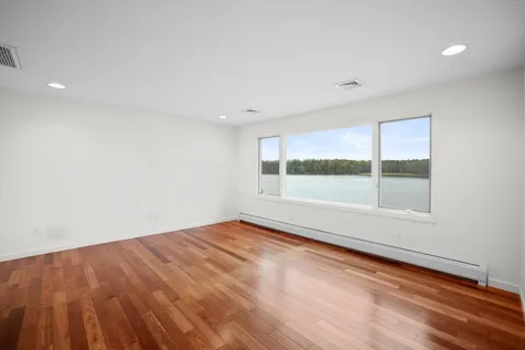 165 Spur Road Dover NH 03820