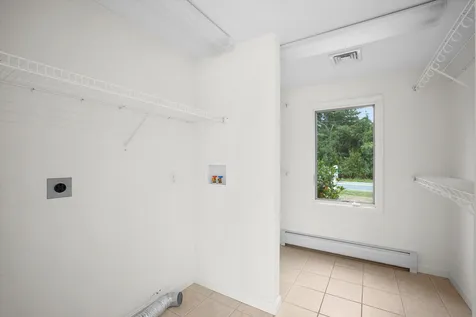 165 Spur Road Dover NH 03820