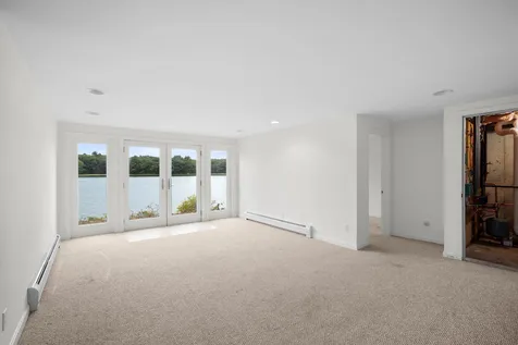 165 Spur Road Dover NH 03820