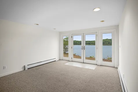 165 Spur Road Dover NH 03820