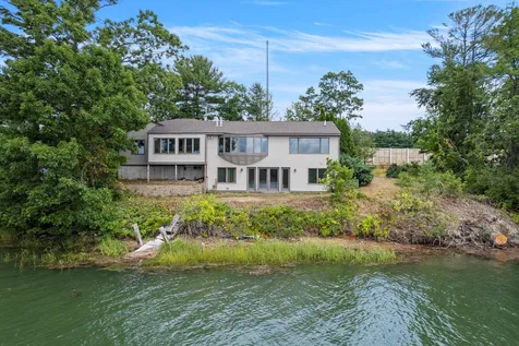 165 Spur Road Dover NH 03820