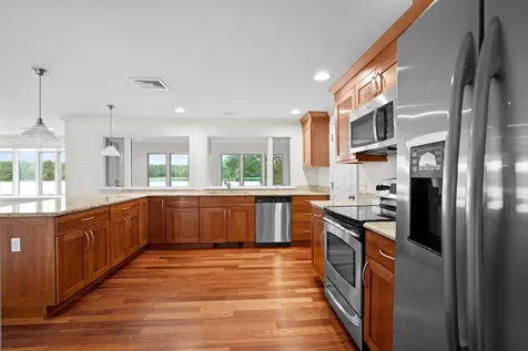 165 Spur Road Dover NH 03820