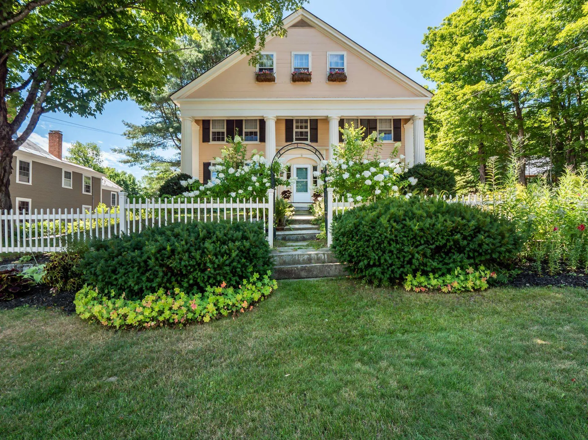 17 Upper Troy Road Fitzwilliam NH 03447