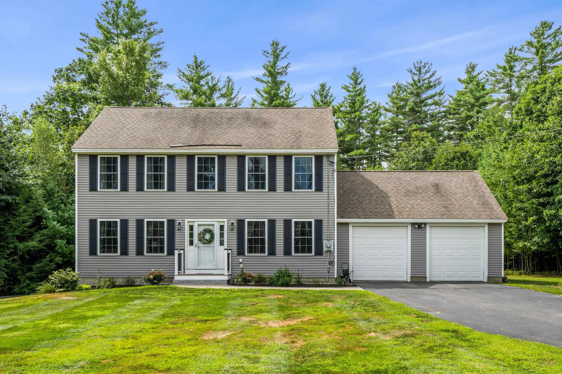 18 Page Lane New Boston NH 03070