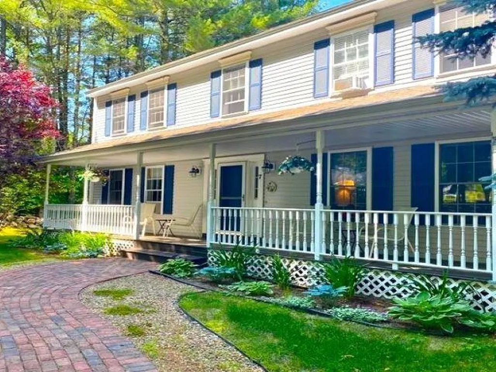 7 Chelsea Drive Bow NH 03304