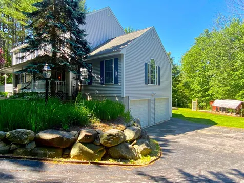 7 Chelsea Drive Bow NH 03304