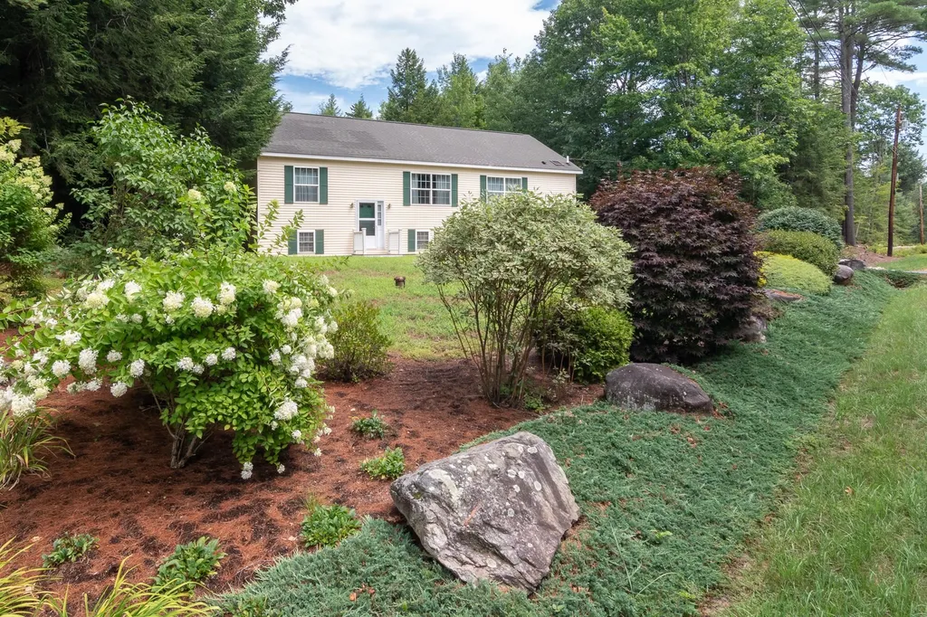 86 Westwood Drive Wolfeboro NH 03894