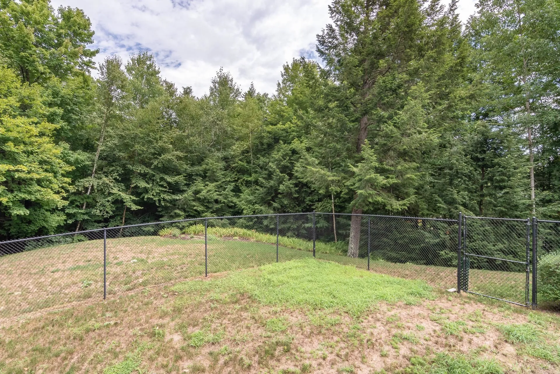 86 Westwood Drive Wolfeboro NH 03894