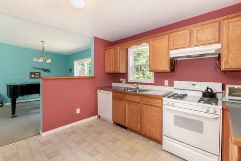 86 Westwood Drive Wolfeboro NH 03894