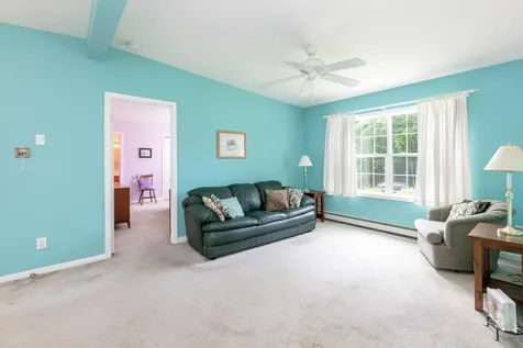 86 Westwood Drive Wolfeboro NH 03894