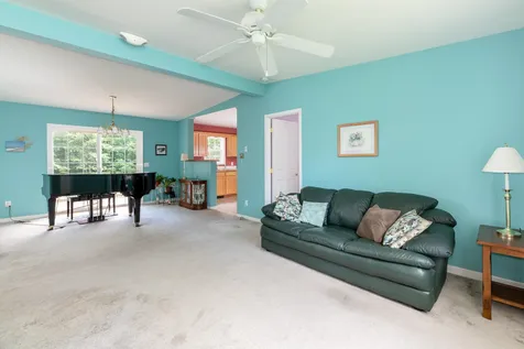 86 Westwood Drive Wolfeboro NH 03894