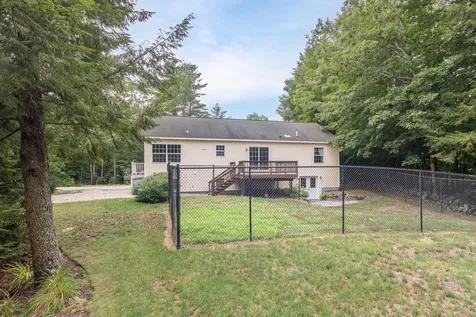 86 Westwood Drive Wolfeboro NH 03894