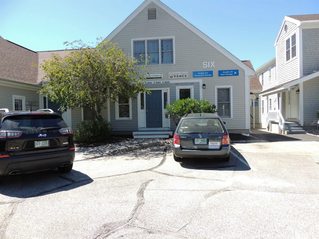 25 Country Club Road Gilford NH 03249