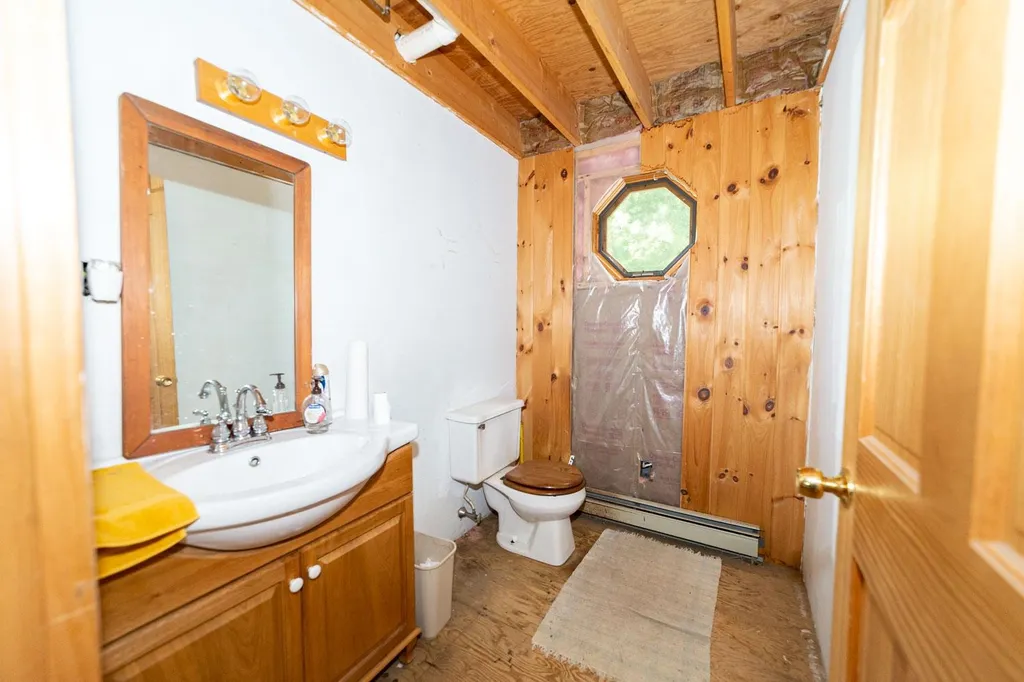 197 Orange Road Canaan NH 03741