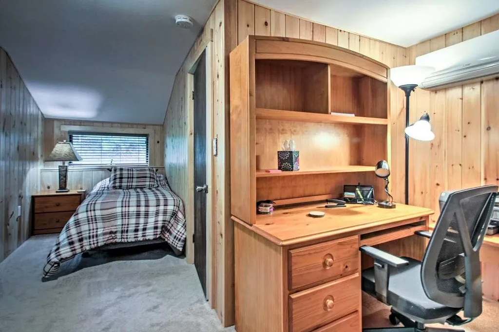 5 Vernon Drive Haverhill NH 03785