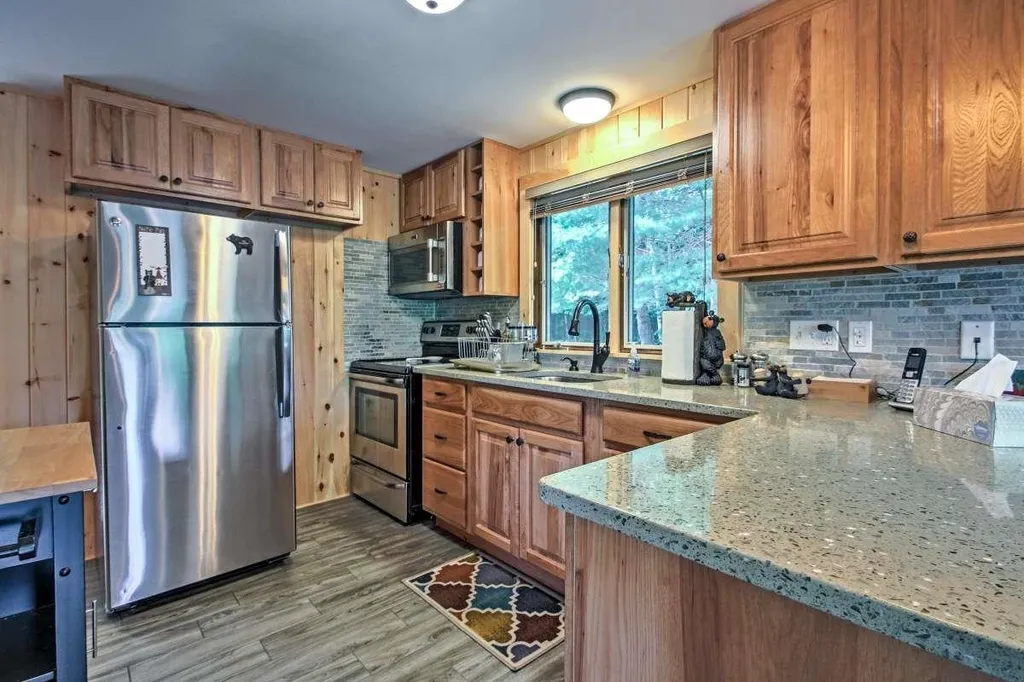 5 Vernon Drive Haverhill NH 03785