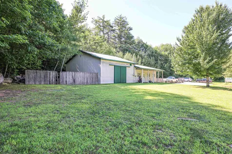 828 Whittier Highway Moultonborough NH 03254