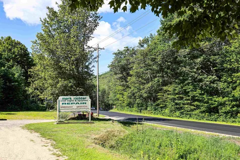 828 Whittier Highway Moultonborough NH 03254