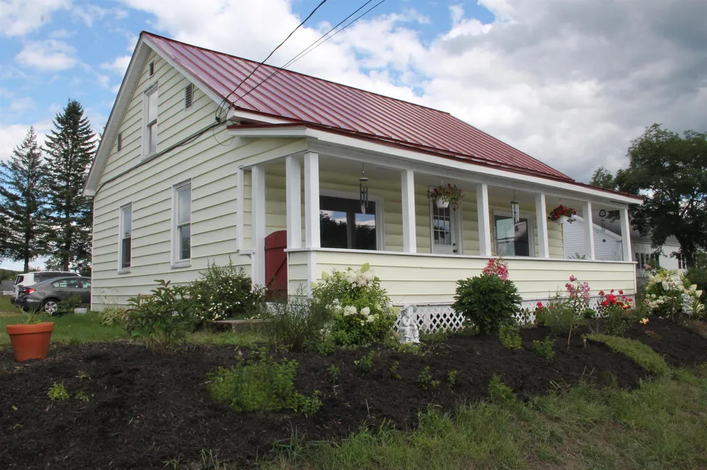 726 Milan Road Milan NH 03588