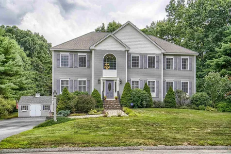 7 Surrey Lane Salem NH 03079